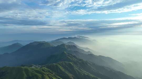 大气山峰森林航拍山川云海山脉壮丽山河风光