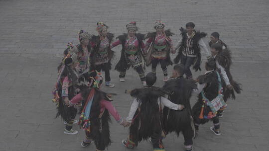 云南彝族舞蹈