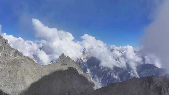 航拍四川甘孜贡嘎山卫峰爱德嘉峰雪山风光