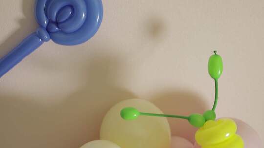 气球创造的各种形状视频素材模板下载