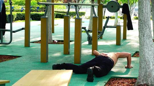 老年人活动中心锻炼身体4