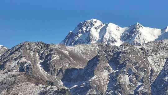 天山天池秋景航拍