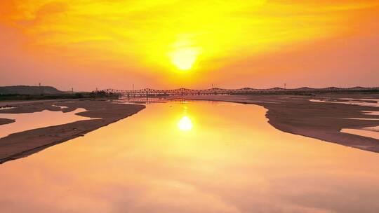 航拍黄河日出夕阳 黄河铁路大桥视频素材模板下载