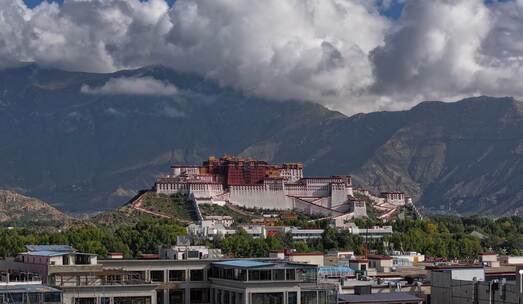 西藏拉萨念青唐古拉山航拍延时