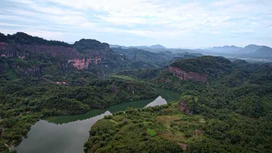 航拍韶关丹霞地貌 丹霞山阳元峰长老峰景区