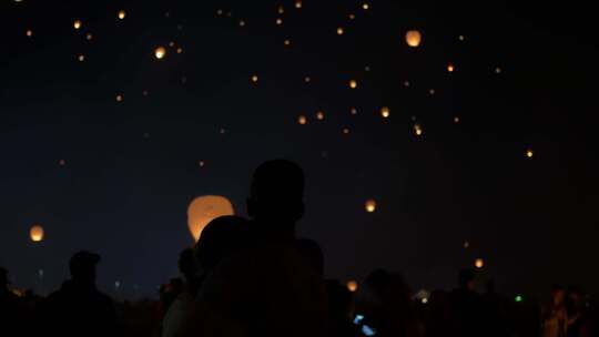 孔明灯 云灯 天灯 许愿灯 纸灯笼