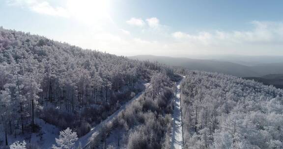 零下40度的低温航拍大兴安岭冰雪雾凇