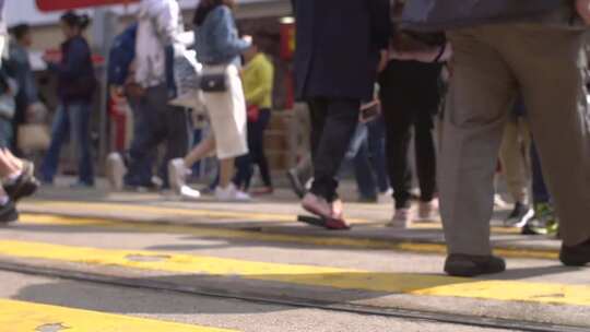 城市街道人行通过人流脚步视频素材模板下载