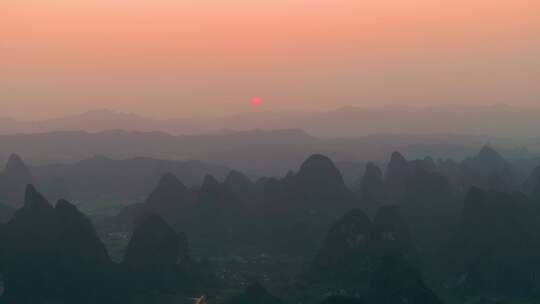 广西桂林山峦夕阳风光航拍