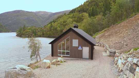 挪威Vaksdal的Markaani水电站正在利用淡水发电视频素材模板下载