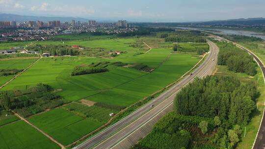 陕西汉中市城固县G108汉中平原田野