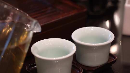 饭店早茶喝茶