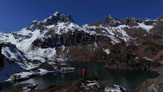 云南香格里拉南极洛雪山湖泊高空航拍