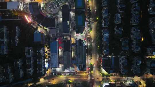 鸟瞰城市小区夜景道路网航拍