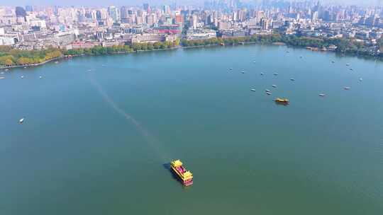 浙江杭州西湖景区大景全景游船船舶航拍风景