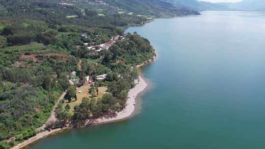 阳宗海柳树湾海边沙滩露营户外