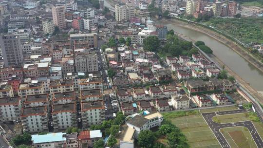 航拍深圳龙华区观澜现代化城市建设