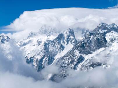 玉龙雪山航拍视频
