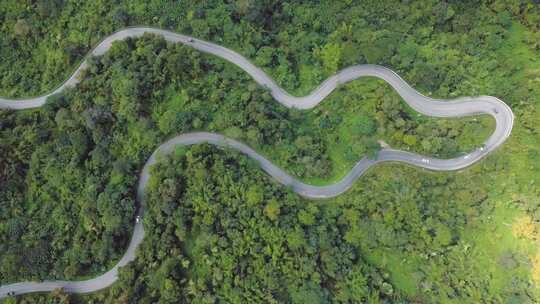 泰国清迈和白梅洪山环路山路航拍视频