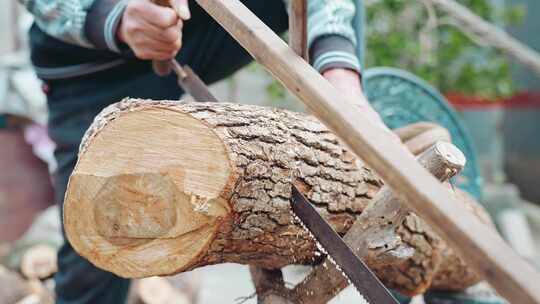 锯木头 老式手工锯齿