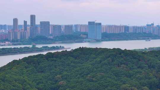 湖南长沙岳麓山风景名胜区航拍岳麓区城市风