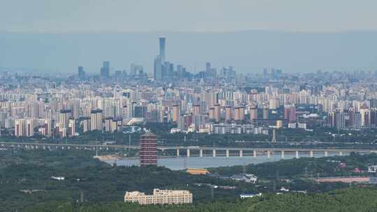 北京永定塔与国贸同框