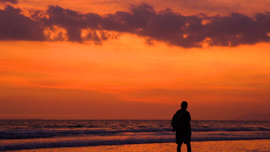 唯美日落夕阳大海