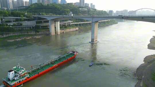 重庆市区桥梁道路地铁轻轨车流航拍素材合集