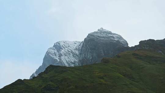 喜马拉雅山，雪山，薄雾，风景