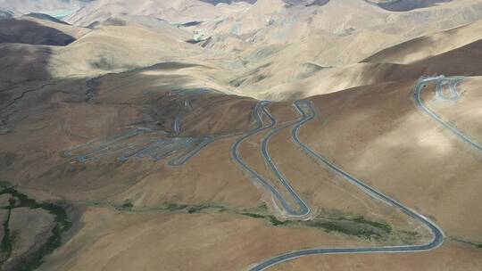 航拍西藏日喀则珠峰大本营公路风光
