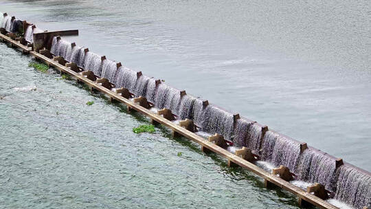 海南陵水河水库闸口大坝