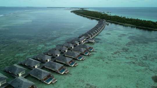 海岛 马尔代夫 水屋 航拍 海岛度假