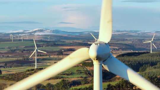 风力发电平原上的新能源大风车