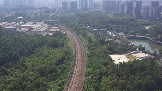 航拍深圳龙华区观澜铁路建设