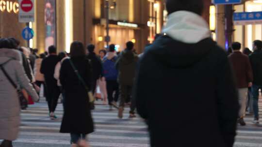 上海外滩人流上下班人流