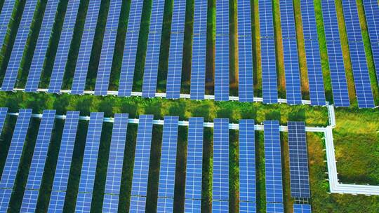 太阳能清洁能源鸟瞰图