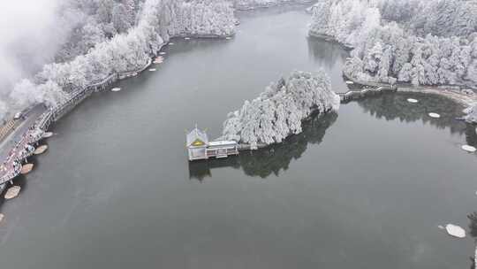 庐山如琴湖雪景雾凇云海大气航拍