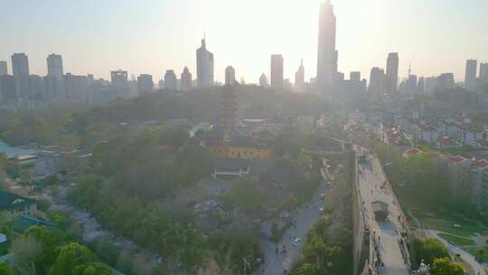 南京市玄武区古鸡鸣寺玄武湖风景航拍