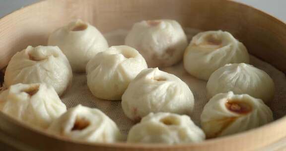 肉包子小笼包中华传统美食面食蒸笼