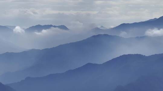 水墨江南山峦叠嶂航拍4K自然绿水青山云海