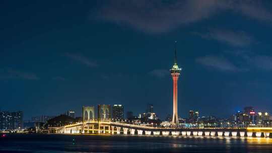 中国澳门西湾大桥和澳门塔夜景延时摄影4k