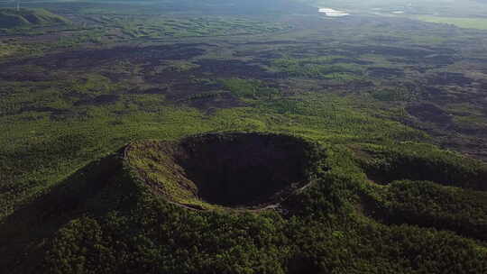 火山口航拍 五大连池火山群航拍 东北火山群