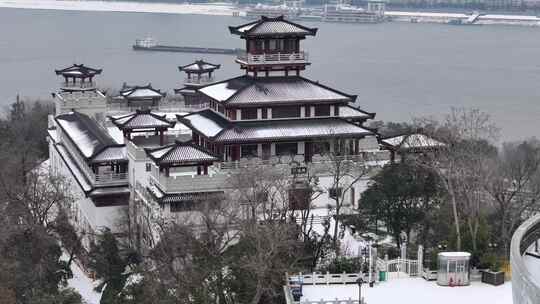 武汉航拍雪景古建筑铁门关晴川阁长江大桥