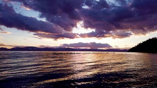 内华达州太浩湖码头上的美景视频素材模板下载