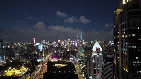 上海市区车流交通夜景