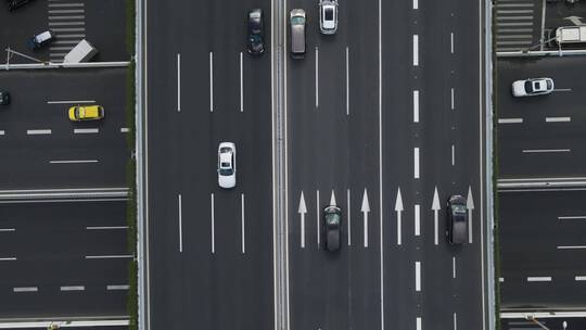 上海静安区汶水路全景车流体育馆建筑4K航拍