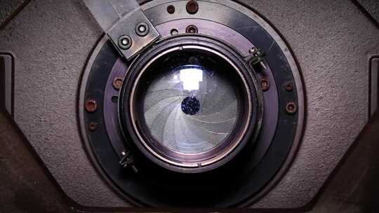 古董相机镜头光圈转动特写视频素材模板下载