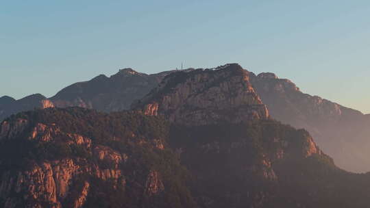 航拍泰安泰山山顶风景