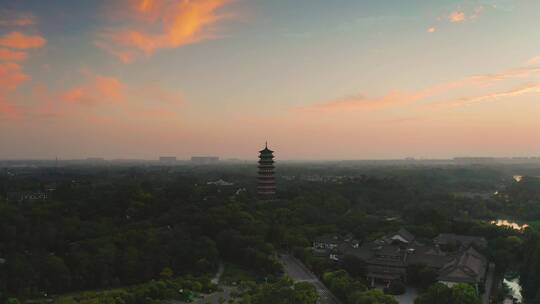 江苏省扬州市瘦西湖大明寺晨曦航拍