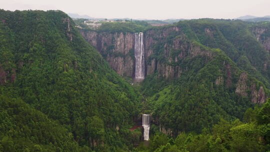 航拍5A景区雁荡山大龙湫景观区剪刀